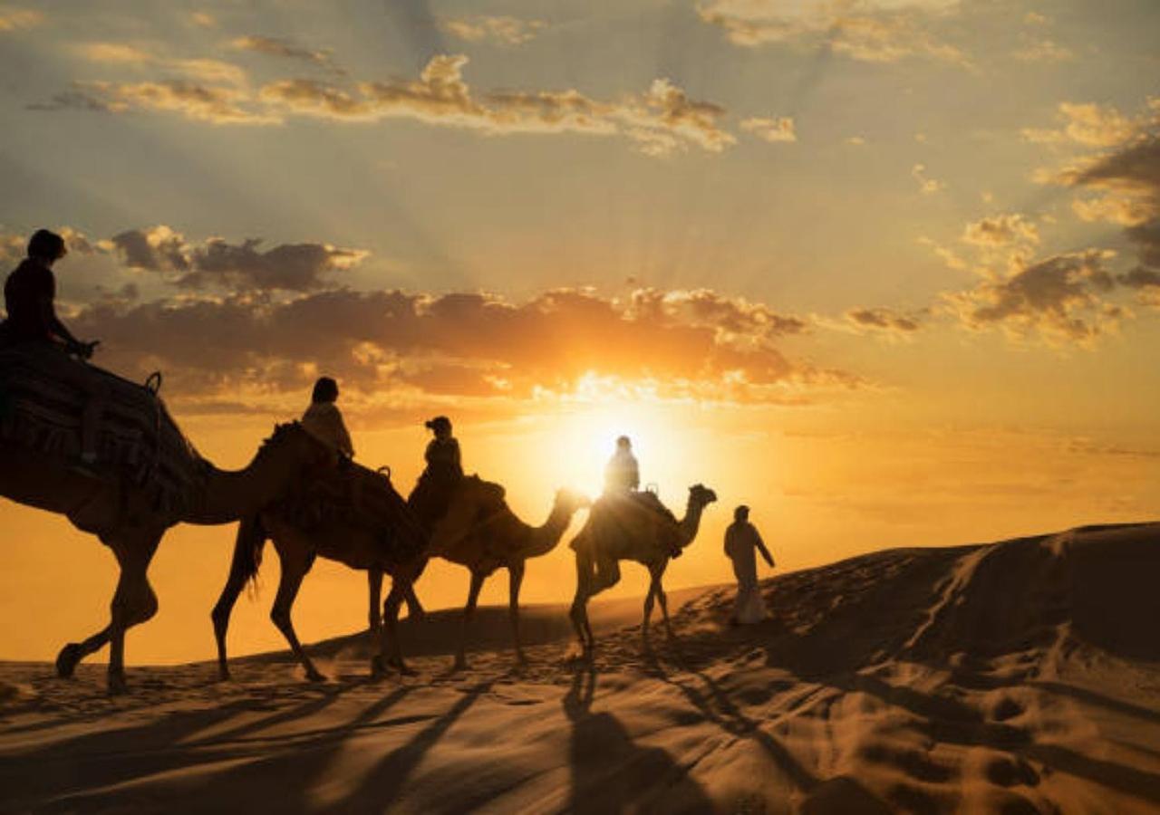 Desert Glamping Experience Мерзуга Экстерьер фото