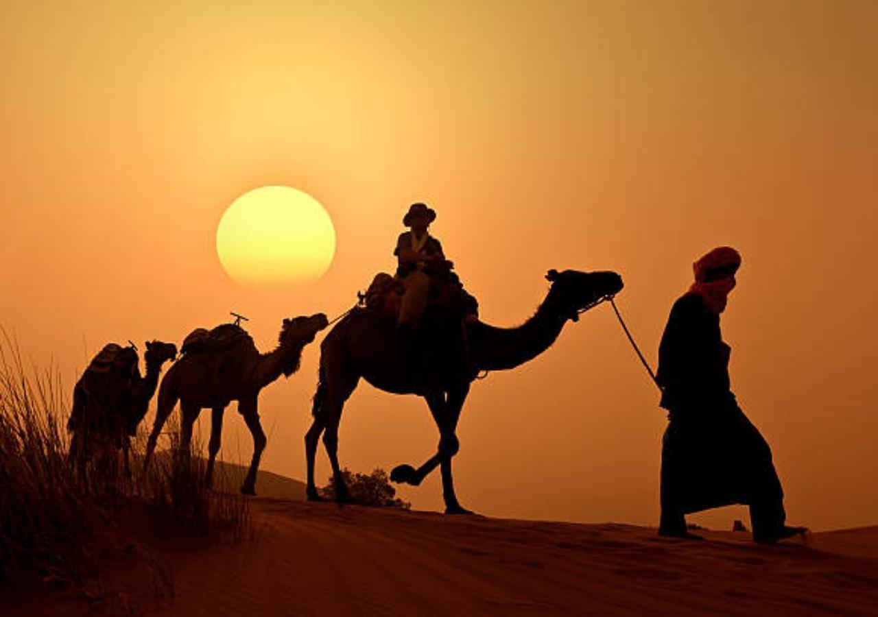 Desert Glamping Experience Мерзуга Экстерьер фото
